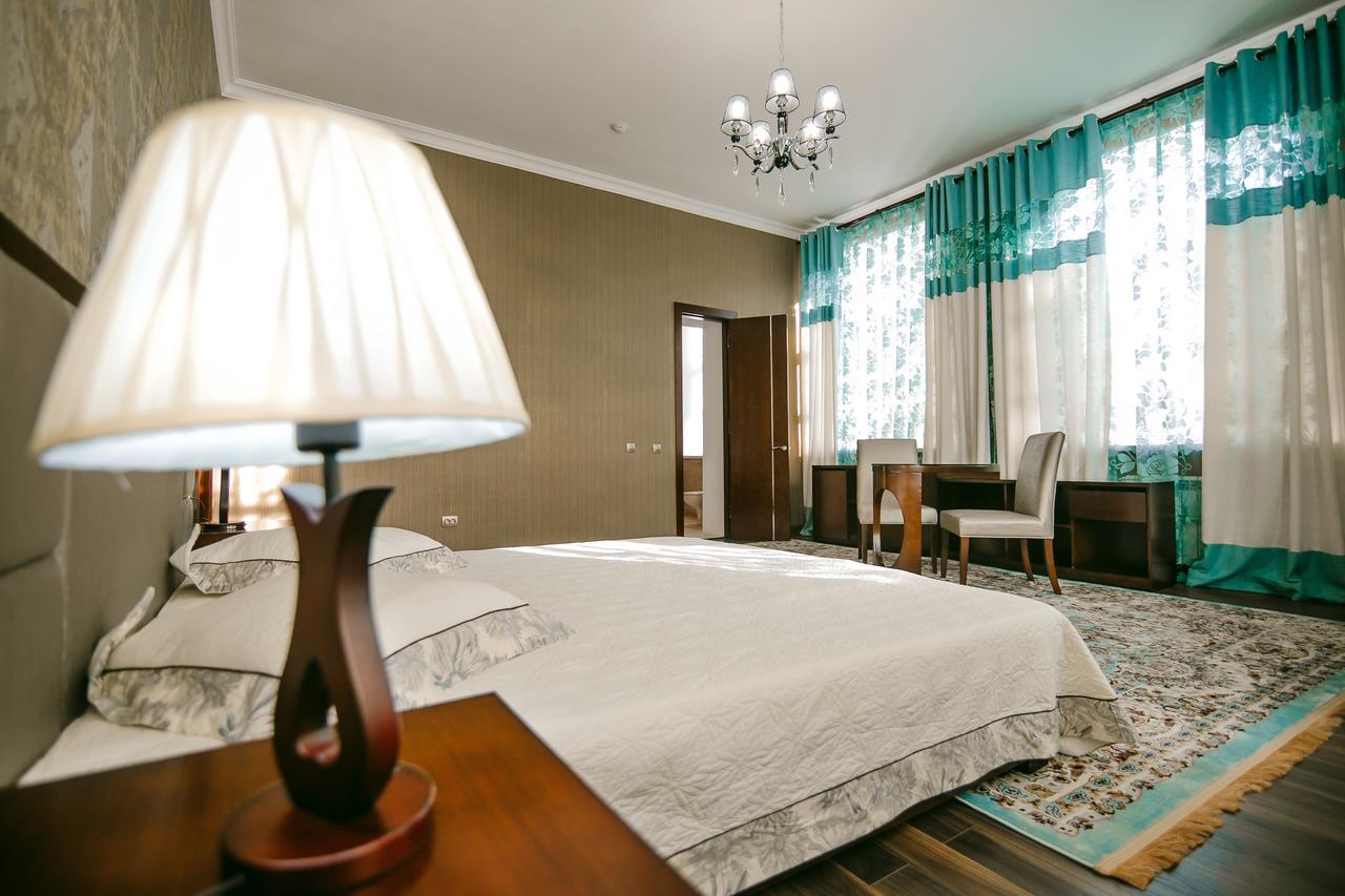 Hotel Inju Taraz Exterior foto